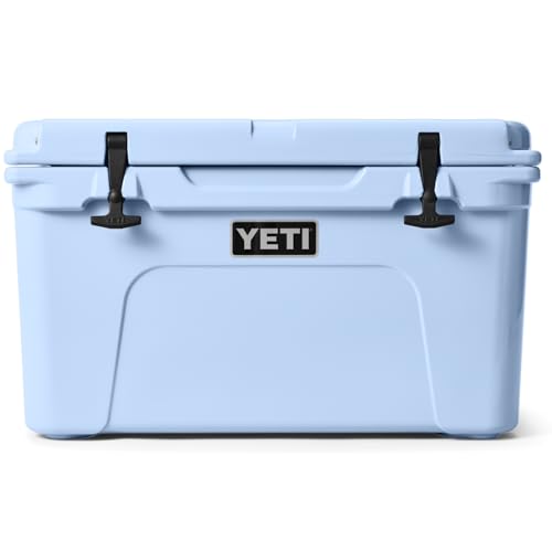 YETI Tundra 45 Cooler 45-Quart Green
