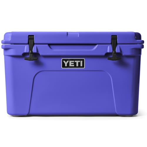 YETI Tundra 45 Cooler 45-Quart Green