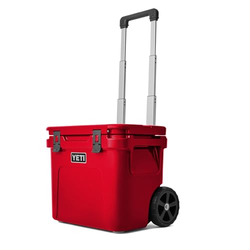 YETI Roadie 32 Wheeled Cooler 32qt Charcoal