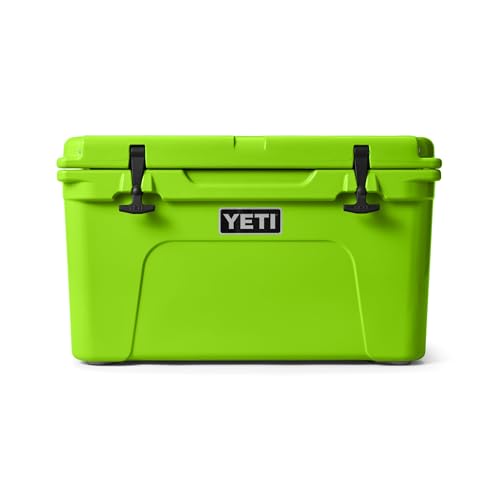 YETI Tundra 45 Cooler 45-Quart Green