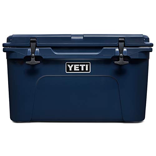 YETI Tundra 45 Cooler 45-Quart Green