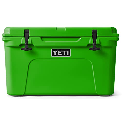 YETI Tundra 45 Cooler 45-Quart Green