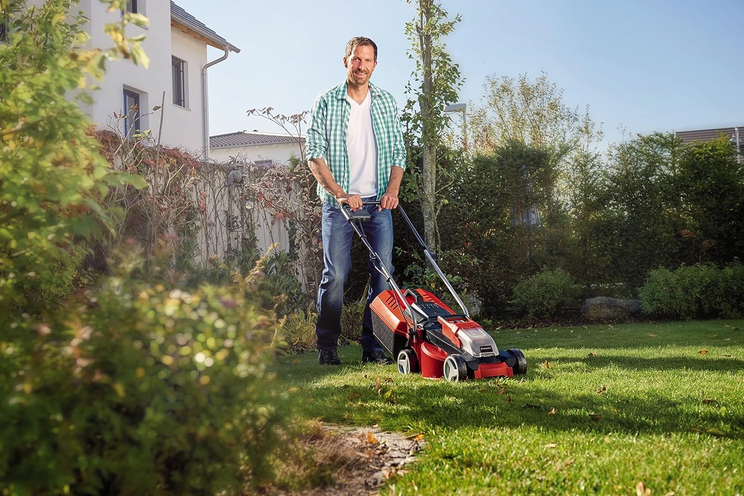 Einhell City Akku-Rasenmäher GE-CM 18/30 Li-Solo Power X-Change (18 V, 30 cm Schnittbreite, bis 150 m², Brushless, 25L Grasfangkorb, 30-70 mm Schnitthöhe, ohne Akku)