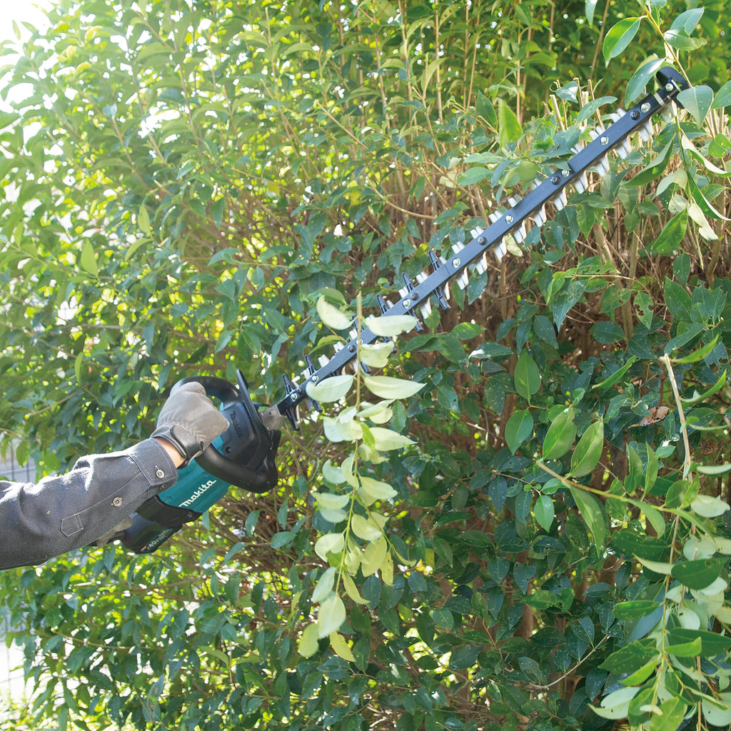 Makita UH007GZ Akku-Heckenschere 75 cm 40V max. (ohne Akku, ohne Ladegerät)